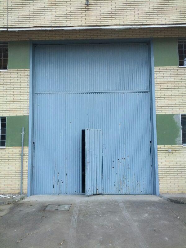 @manomaticone Plasmará su arte en las dos puertas de la instalación de <a href="/PalacioAirsoft/">Palacio Del Airsoft</a>