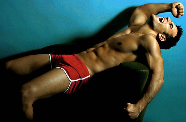 GaySubmit tweet picture