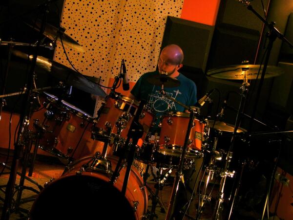 ElevenHour's tweet photo. Drum session 2013, Record tracks for debut album! http://t.co/2QtFjKZBFL