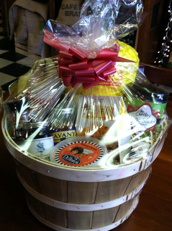 JamieSCMarket's tweet image. We are still making gift baskets @SCMarketspace!