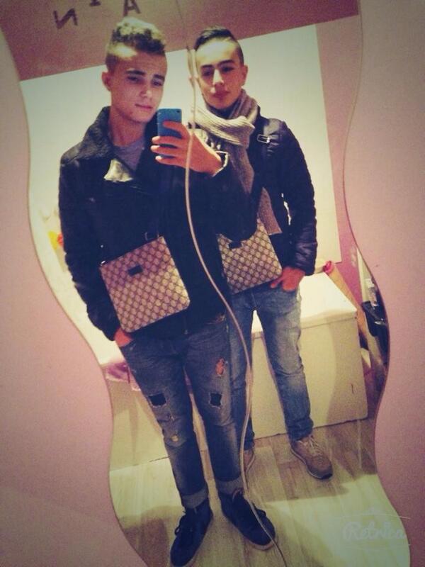 haddadi_ted's tweet photo. Toujours en compagnie de mon gars sur ✌😈 #TeamGucci http://t.co/m1M4ZCjTms