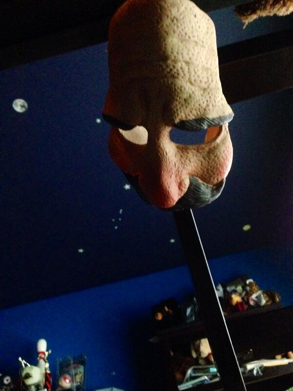 sofiafarah17's tweet image. I fall asleep in my brothers bed, so he decides to wake me up ever so peacefully 😵🙈 #ipoopedmypants