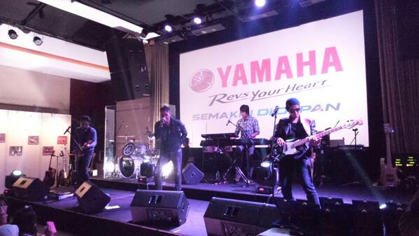 yamahaindonesia's tweet photo. LYLA Band #Finalcreativeclass @y2cindonesia http://t.co/1r4cI6MKSW