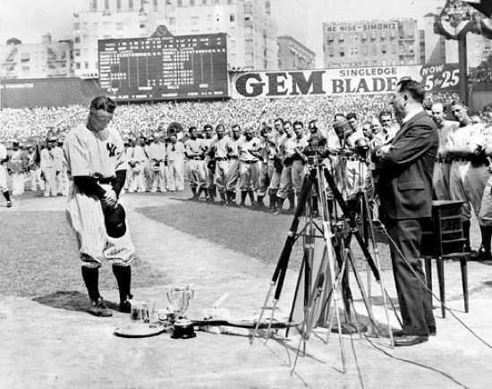 MLBcathedrals's tweet photo. Saddest day in baseball history. Today today Lou Gehrig makes his speech. If you haven't heard it, you owe yourself. http://t.co/BfzfNiJ6VB