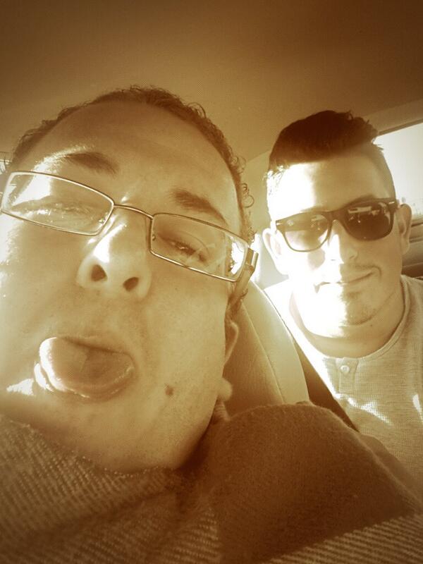 CanteroTomy's tweet photo. con mi tete direccion la capital @Ermora10 http://t.co/zsldXWIT41