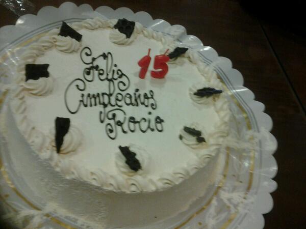 serebtob's tweet photo. Celebrando el cumple de @roxy_tomlinsonL @Vicky_StylesL @leyre_ruiz @anabelenmr111 @pabloinfante920 http://t.co/7GrMDCdEAM