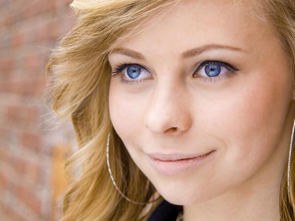 One of my first Shots re-edited :) #jaworskyj #Blonde #Girl #german #blueeyes #picoftheday #snapchat #bonn #cologne