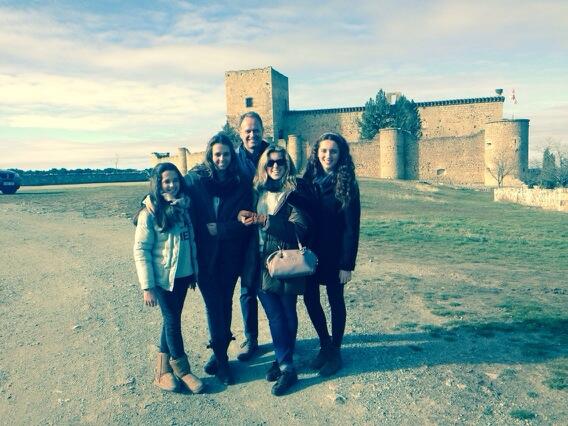 Bearvilaboa's tweet photo. Buen dia con la family en pedrazaa http://t.co/5fjl0zrlhp