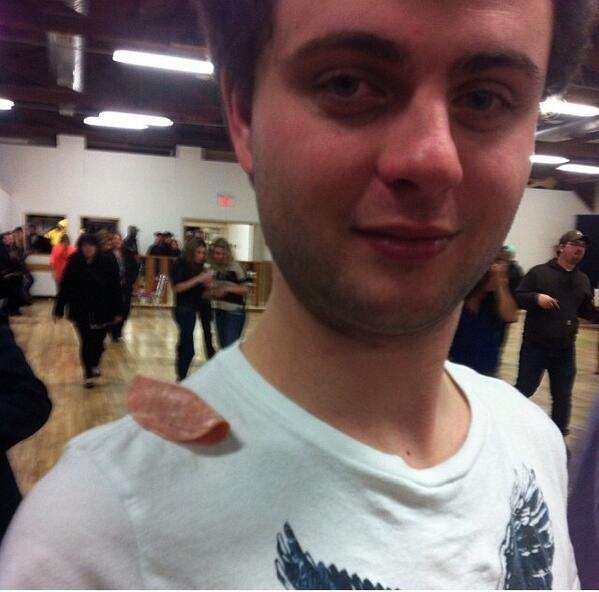 LoganWalker92's tweet photo. @jBLadams ya a real piece of shit... http://t.co/JO2LE5KNTu