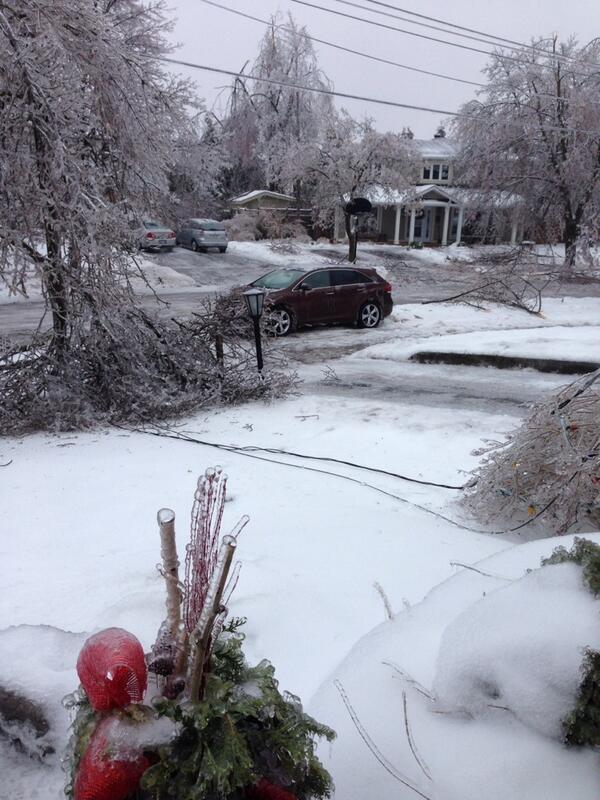 dicknayls's tweet photo. @HHHydro The service into my house is down. 17 Danridge crescent, Georgetown. Thank you. Keep safe! http://t.co/QxZh5euTVr