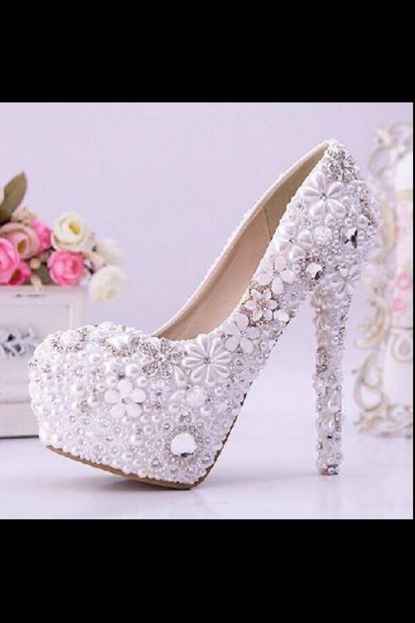 MisstresTorilee's tweet photo. Who would like to tribute to wards buying me these for Xmas http://t.co/tSdVv09qwk