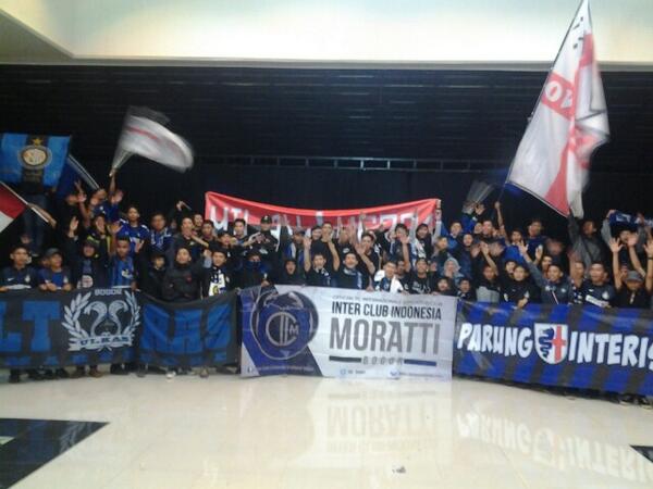 ICI_BOGOR's tweet photo. MILANO SIAMO NOI...!!!
@ulkasbogor @ICI_Botim #parunginterista http://t.co/ipX4InWqNu