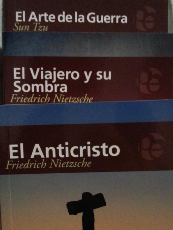 Jerk_bait's tweet photo. Las compras de hoy en la feria del libro de segunda mano! Leer es un placer, en la gran mayoria de casos http://t.co/WN4yvt7MEx