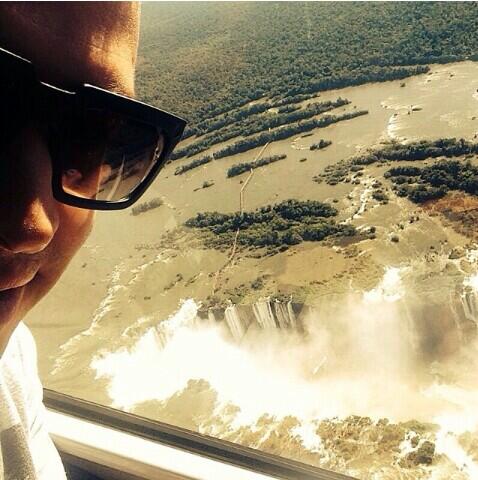 Team_Bateus's tweet photo. RT @Barteus_BigLove: Foz Iguaçú MV http://t.co/vn9h3w04FV"
