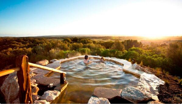 JakeyJake321's tweet photo. Heading to the hot springs in Sorrento, Australia http://t.co/urkwGzl6wT
