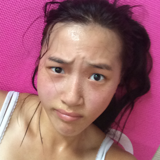 Xhuiiii's tweet photo. WHAT did I just do to myself?! Sweaty pic!! :D #blogilates #beastmode http://t.co/Juz5n2cfEH