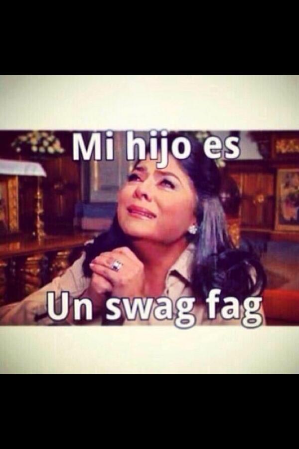 Latinagirlrants's tweet photo. Hispanic moms be praying to Dios like http://t.co/VlNe7FIkF5