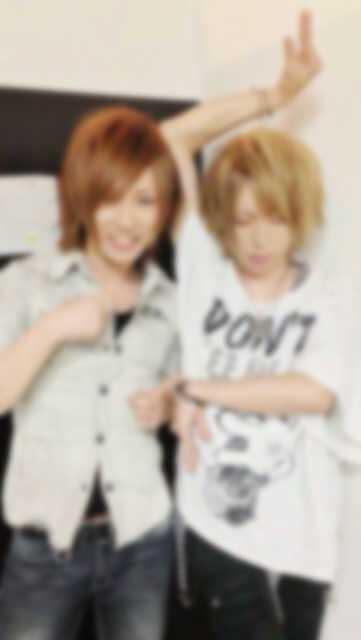 _________K_T___'s tweet photo. @____D__1O17 
　ﾀﾞﾒ/ ｽｹ
　　やあやあ、ﾀﾞﾒ / 男　!!　　(
　　裙とは 色んな付き合い方 してきたよね
　　敢えて 其処は 内緒 にしとく　矢印
　　ﾀﾞﾒ/ｽｹ　好き好き　。　此れからも
　　ずっと仲間。 http://t.co/IMohBiFFxZ