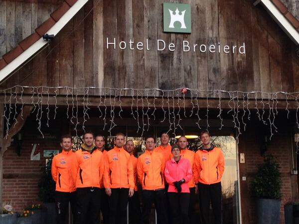 GHM2013's tweet image. Dag 5, lopers zijn alweer onderweg! Succes vandaag mannen en vrouw van #GHM2013 op naar Grun! #sr13 @SeriousRequest