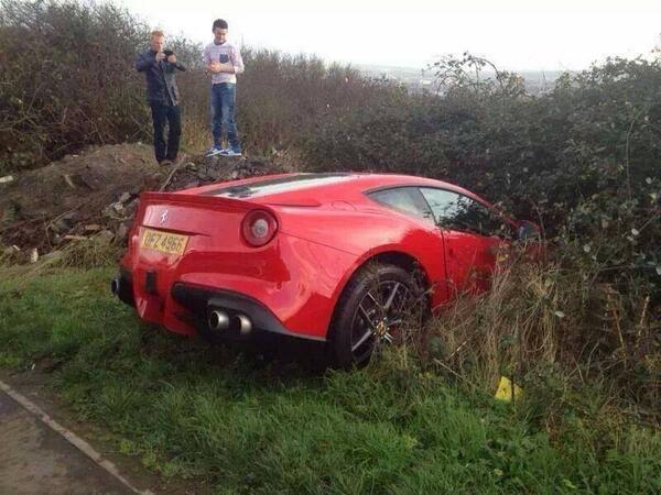 Lovecars's tweet photo. Not a good idea... #lovecars #f12 #wrongstreet #andovai http://t.co/ogHf1DvBrc