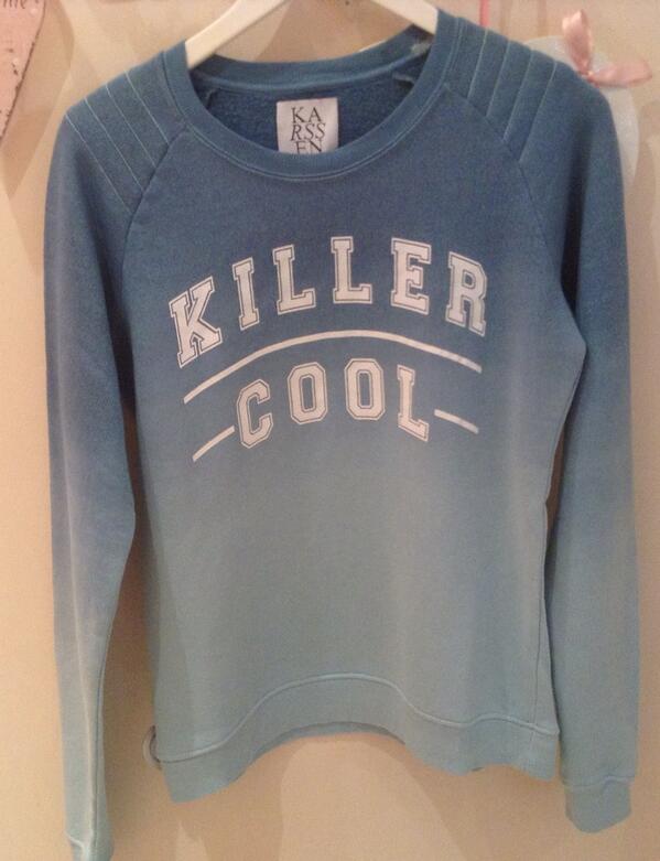 GiveGoodDress's tweet image. #KillerCool #ZoeKarssen