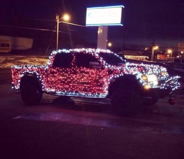 _LiftedTrucks_'s tweet photo. #MerryChristmas http://t.co/Fa2xnbLMUQ