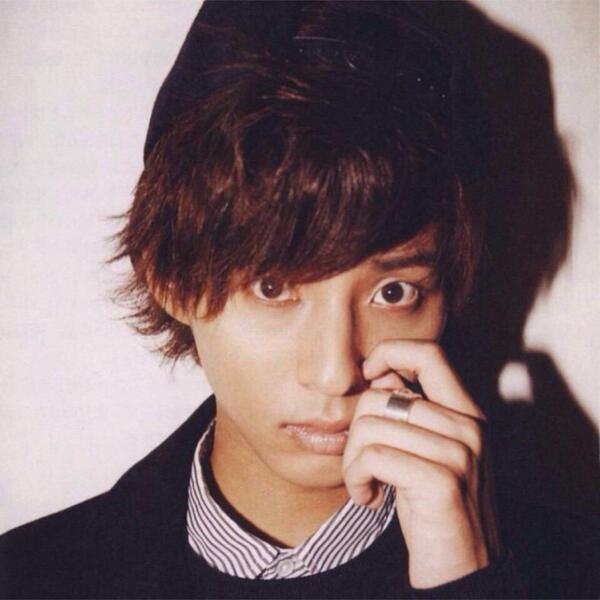 merryXmassex's tweet photo. クリスマスイブに  生まれた 。
俺様な   藤ヶ谷は  如何  ？
『俺とイｹﾅｲ遊び仕様か 。』
#RTした人全員フォローする 
#nrさんbotさんの友達増やしたい 
#拡散希望 http://t.co/eVpL2G4Ai6