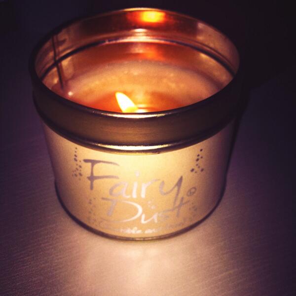 Leanne_Chloe95's tweet image. Feeling cosy and christmassy #candle #toasty ☺️🎄