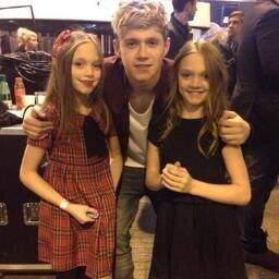 Phoebe and Daisy (@PhoebeandDaisy_) | Twitter