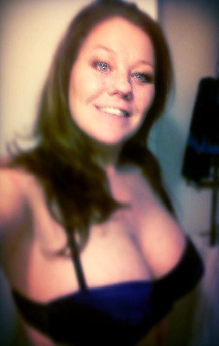 Have a blessed day, and find a reason to smile!!! http://t.co/r1B12fuRT7<a href="/tag/boobs"class="tags"><span>#boobs</span></a><a href="/tag/milf"class="tags"><span>#milf</span></a>