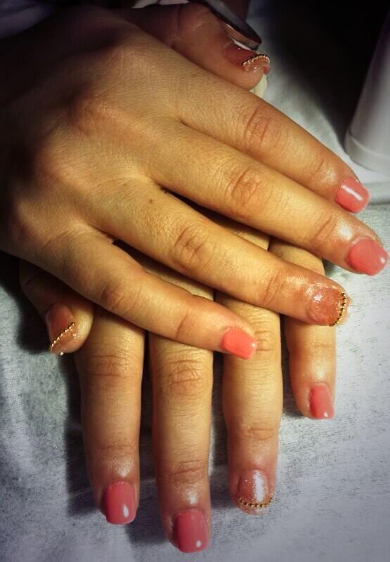 Ya estan mis uñitas preparadas para las navidades!!!!gracias <a href="/ChgVanesa/">Vane Chg</a> !!!😘😘