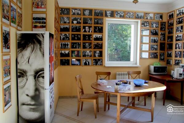 TEFLRussia's tweet image. The British House kitchen....How many artists or bands can you name?