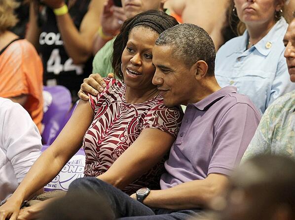 LydisDeckers's tweet image. @syriano100 @washingtonpost Guess who doesn't give a f*ck? Here's he's enjoying his holiday in Honolulu with #USAsma