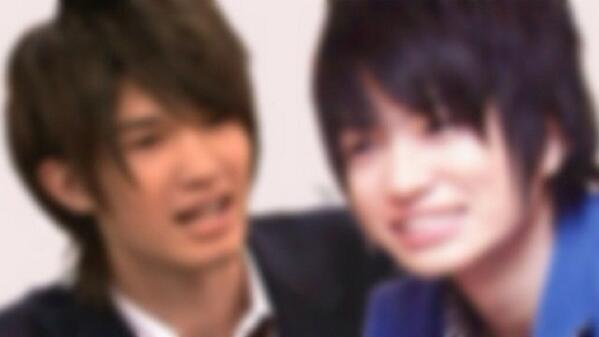 ______Jsy__ii's tweet photo. @_______l0l__F 

⌒

.

.

　　　　　　　　　　御届け物　☜

.

.

︶ http://t.co/satPc1BeKp
