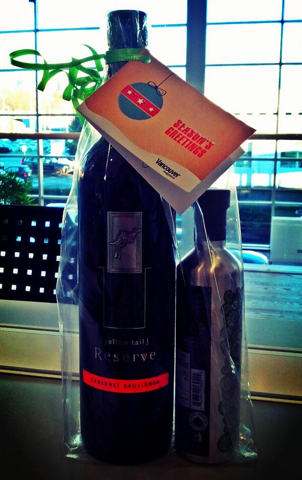 ConstanceNunes's tweet photo. Thanks @vanmag_com for your kindness #HappyHolidays #Vancouver http://t.co/kv6onvPMpe