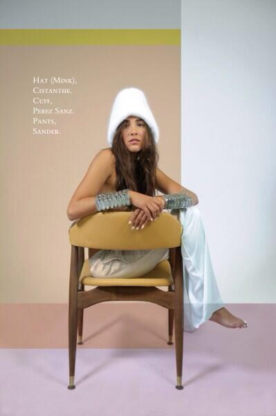 delafe21's tweet photo. Check out http://t.co/ybwdvOzi8L to see the new editorial I modeled for #sweatywinter http://t.co/1RyI0chk3f