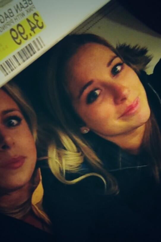 JulianneOneill's tweet image. Sister for sale #only34.99