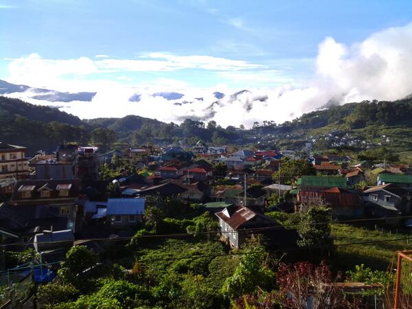 donnieray_'s tweet photo. good morning Sagada! http://t.co/fFZw9fYiDu