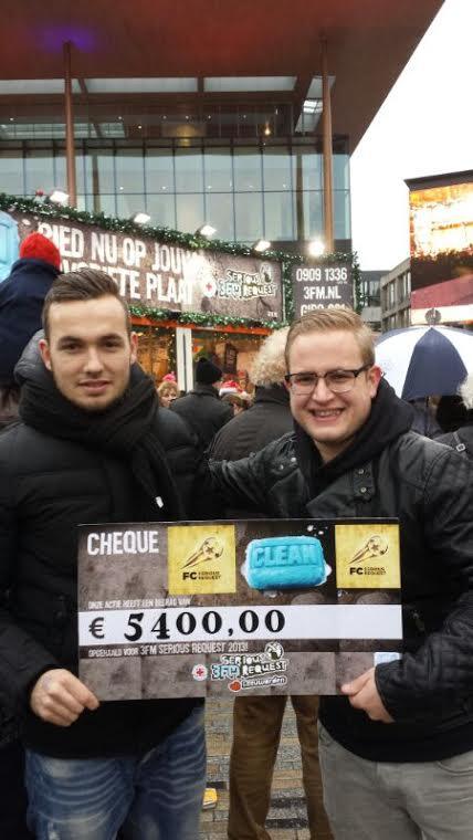 FCrequest's tweet image. We hebben nu al 5400 opgehaald voor @SeriousRequest! De teller loopt nog steeds! 3fm.nl/veiling  #3FM #SR13