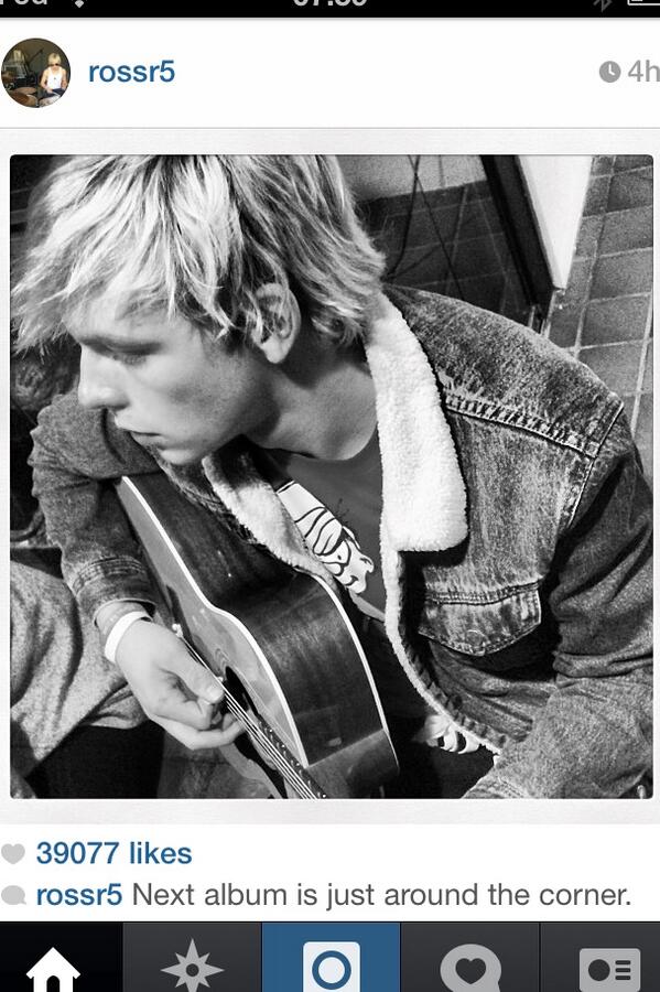 Fangirl It. tweet media