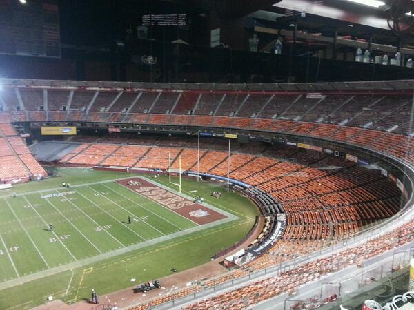 NinersNation's tweet photo. Peace out, Candlestick http://t.co/TMiGrYuRsR