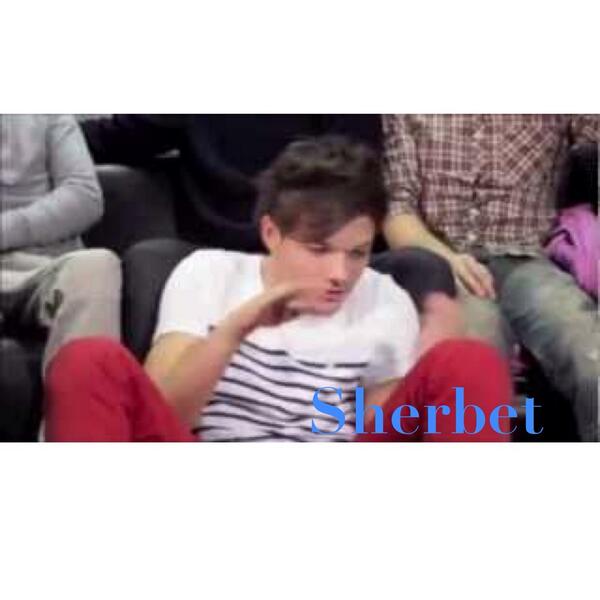 Alisha980's tweet photo. #22ReasonsWhyWeLoveLouis 
#HappyBirthdayLouis   4: Sherbet http://t.co/iAHhRig13F