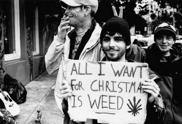 WeedFucker's tweet photo. All I want for Christmas... http://t.co/tfLI0a2wbr