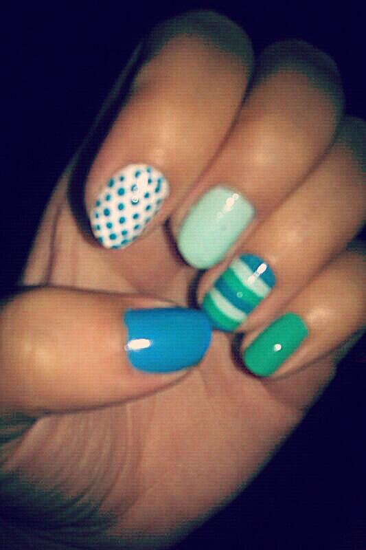 Nuninails's tweet photo. Si te gustan más simples... 5€ http://t.co/nQtZ0GduAj