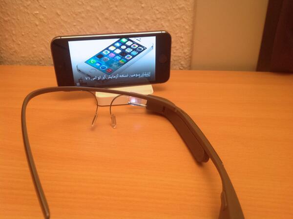 euwars's tweet image. First #GoogleGlass project that i&apos;ve done,
@Apple4persian Timeline. #mirrorapi #appspot @alirezakhd @arianismmm