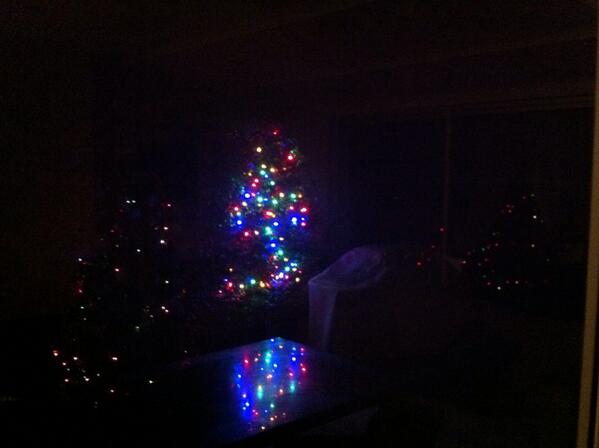 QiainIain's tweet photo. Merry et happy Xmas http://t.co/8TyPa02iQP
