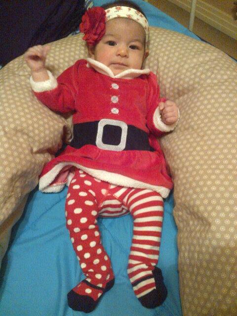 giselitavega's tweet photo. Que cosita para mas hermosa #mamachocha #primeranavidadderafaela http://t.co/5FdMrHtWVc