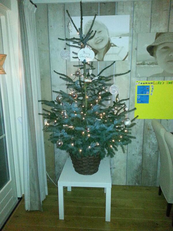 Jacobpaddestoel's tweet photo. Nou die staat eindelijk! http://t.co/AJK7UadEid