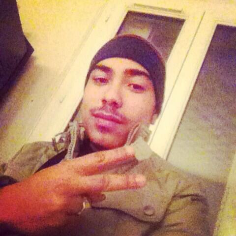 parlpapourtchi's tweet photo. Vazy soirée bonne #coco http://t.co/Qc6QlfEKOk