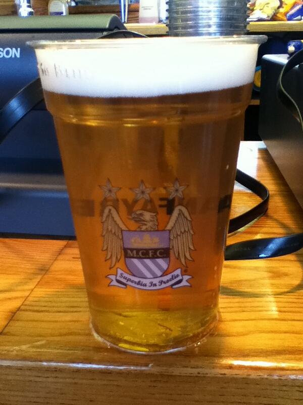 Stevespeed2005's tweet image. @simonwood123 @bluemoonmaniac beers not a problem #BarSpeed